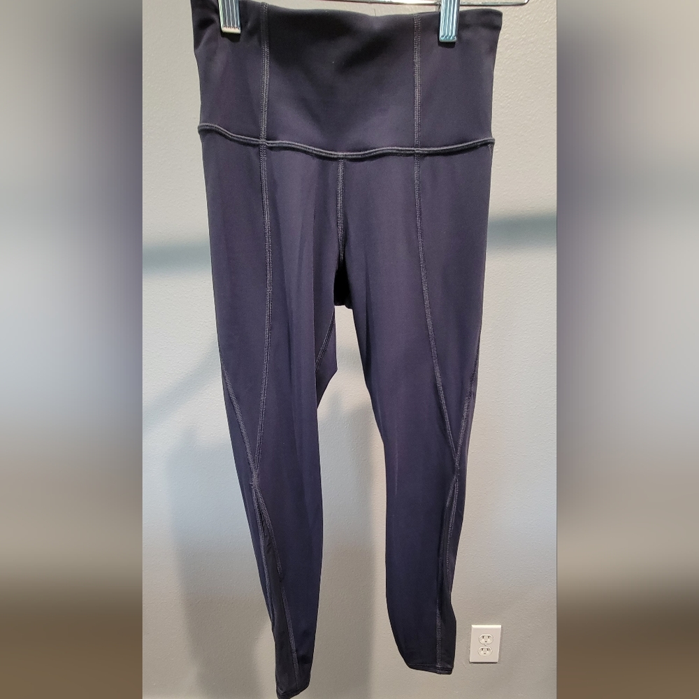 Athleta- lightening 7/8 Tight
